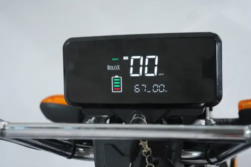 DSC00189 - Home - Rilox E-Mobility - We’re making mobility cleaner, faster, and more accessible—for delivery riders, businesses, and everyday commuters. With battery swapping and made-for-India EVs, Rilox E-Mobility powers your journey, without downtime.